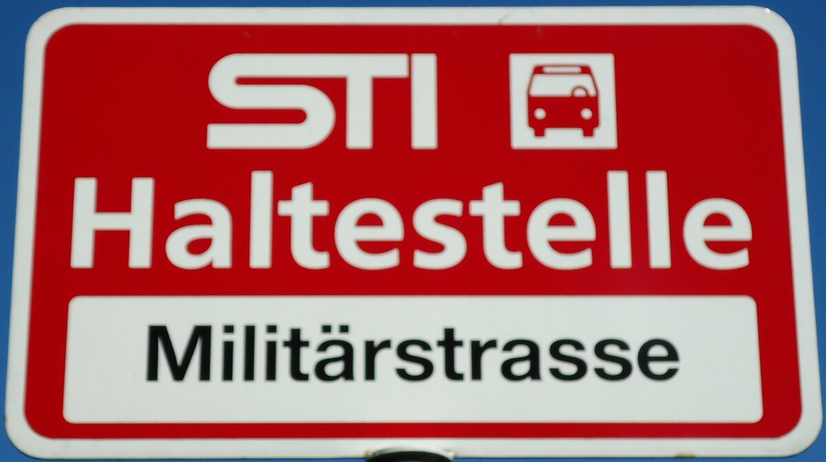 (128'200) - STI-Haltestellenschild - Thun, Militrstrasse - am 1. August 2010