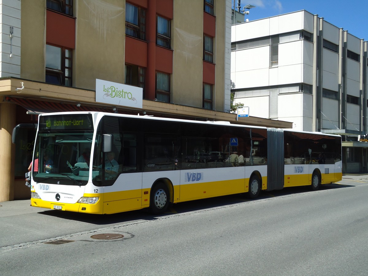 (128'275) - VBD Davos - Nr. 12/GR 88'321 - Mercedes am 7. August 2010 beim Bahnhof Davos Dorf