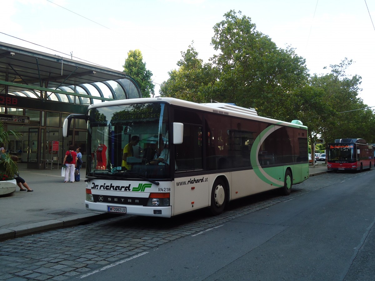 (128'441) - Dr. Richard - Nr. R4218/W 2062 LO - Setra am 9. August 2010 in Wien, Heiligenstadt