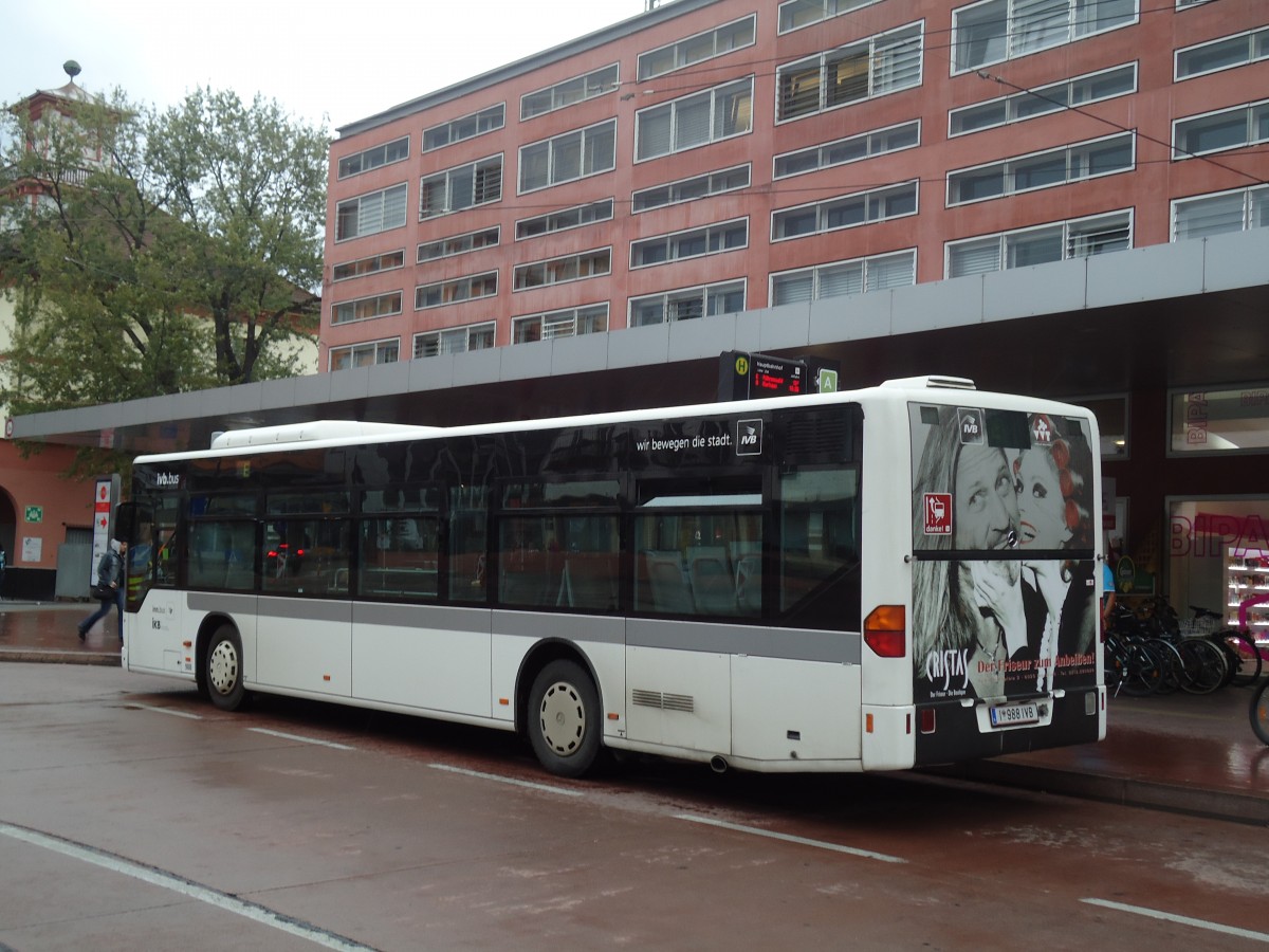 (128'654) - IVB Innsbruck - Nr. 988/I 988 IVB - Mercedes am 11. August 2010 beim Bahnhof Innsbruck