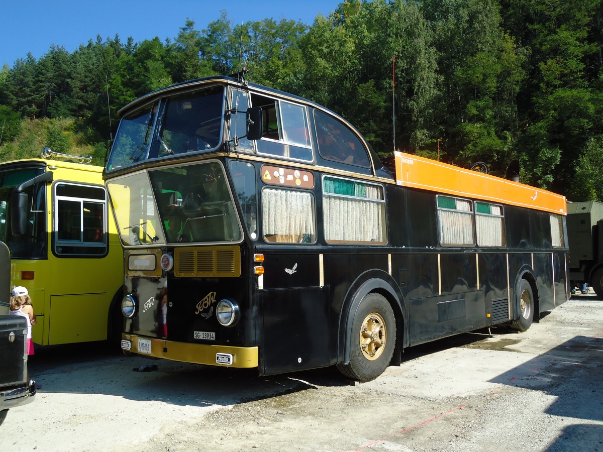 (128'963) - Schneider, Schmerikon - SG 13'934 - FBW/Tscher Hochlenker (ex Basler, Hofstetten; ex VBZ Zrich Nr. 244) am 22. August 2010 in Thayngen, Wohnbustreffen