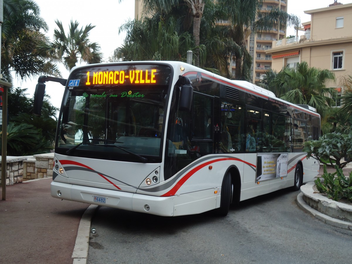 (130'627) - CAM Monaco - Nr. 144/6482 - Van Hool am 16. Oktober 2010 in Monaco, Saint Roman