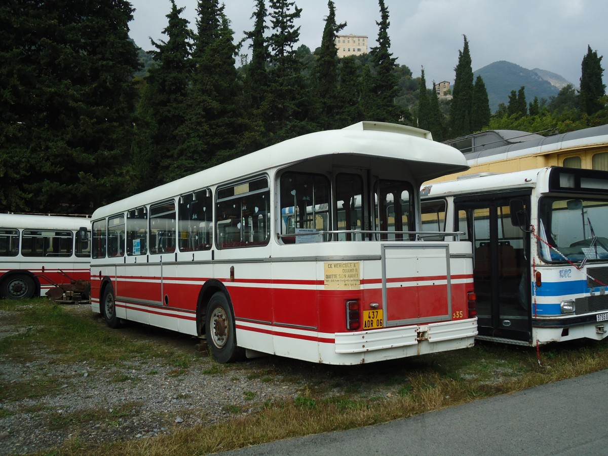 (130'716) - Muse Bus, Breil-sur-Roya - Nr. 335/437 ADR 06 - Saviem am 16. Oktober 2010 in Breil-sur-Roya, Museum