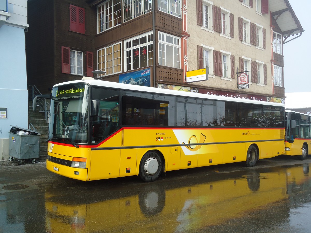 (131'825) - Schmocker, Stechelberg - Nr. 1/BE 476'514 - Setra am 30. Dezember 2010 beim Bahnhof Lauterbrunnen