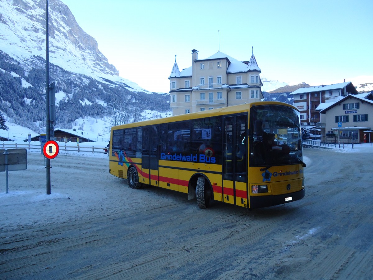 (131'879) - AVG Grindelwald - Nr. 15/BE 416'282 - Vetter am 31. Dezember 2010 beim Bahnhof Grindelwald