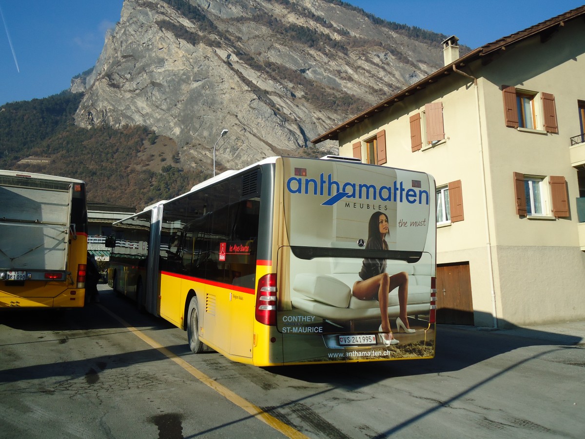 (131'968) - PostAuto Wallis - Nr. 10/VS 241'995 - Mercedes am 2. Januar 2011 in Leytron, Alte Post