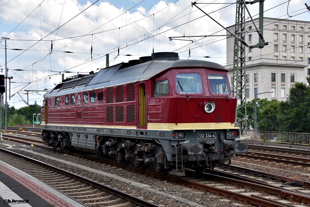 132 334-4 fuhr solo durch dresden,02.08.17