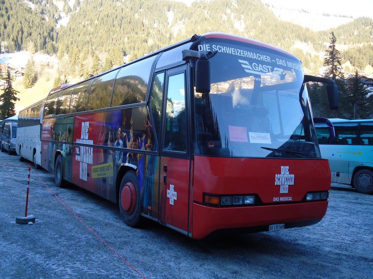 (132'032) - Gast, Utzenstorf - SO 135'569 - Neoplan (ex Seiler, Gerlafingen) am 8. Januar 2011 in Adelboden, ASB