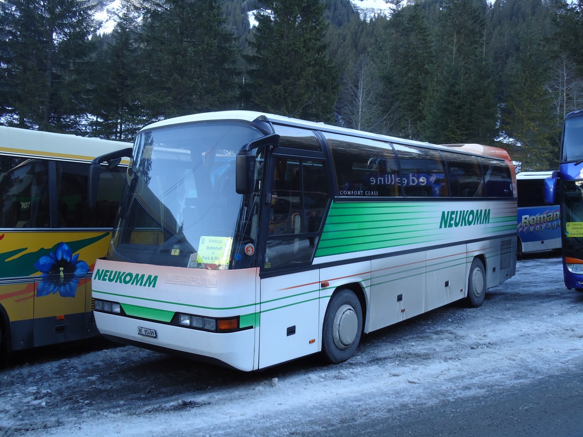 (132'079) - Neukomm, Horboden - BE 85'499 - Neoplan am 8. Januar 2011 in Adelboden, Unter dem Birg