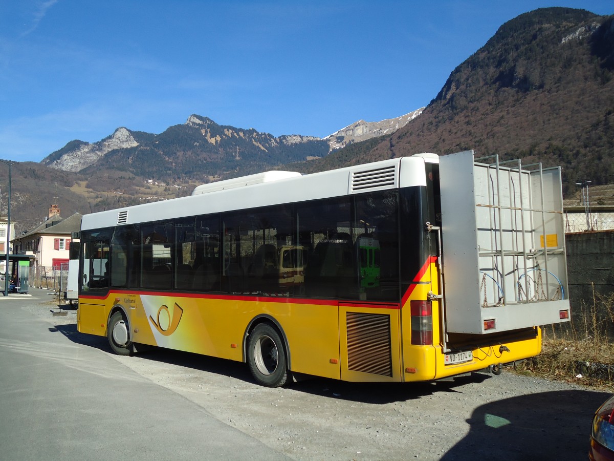 (132'478) - TPC Aigle - VD 1174 - MAN/Gppel am 6. Februar 2011 beim Bahnhof Aigle