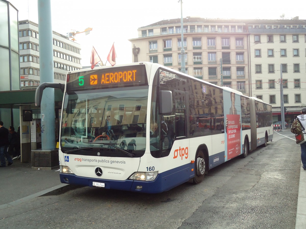 (132'818) - TPG Genve - Nr. 160/GE 960'544 - Mercedes am 10. Mrz 2011 beim Bahnhof Genve