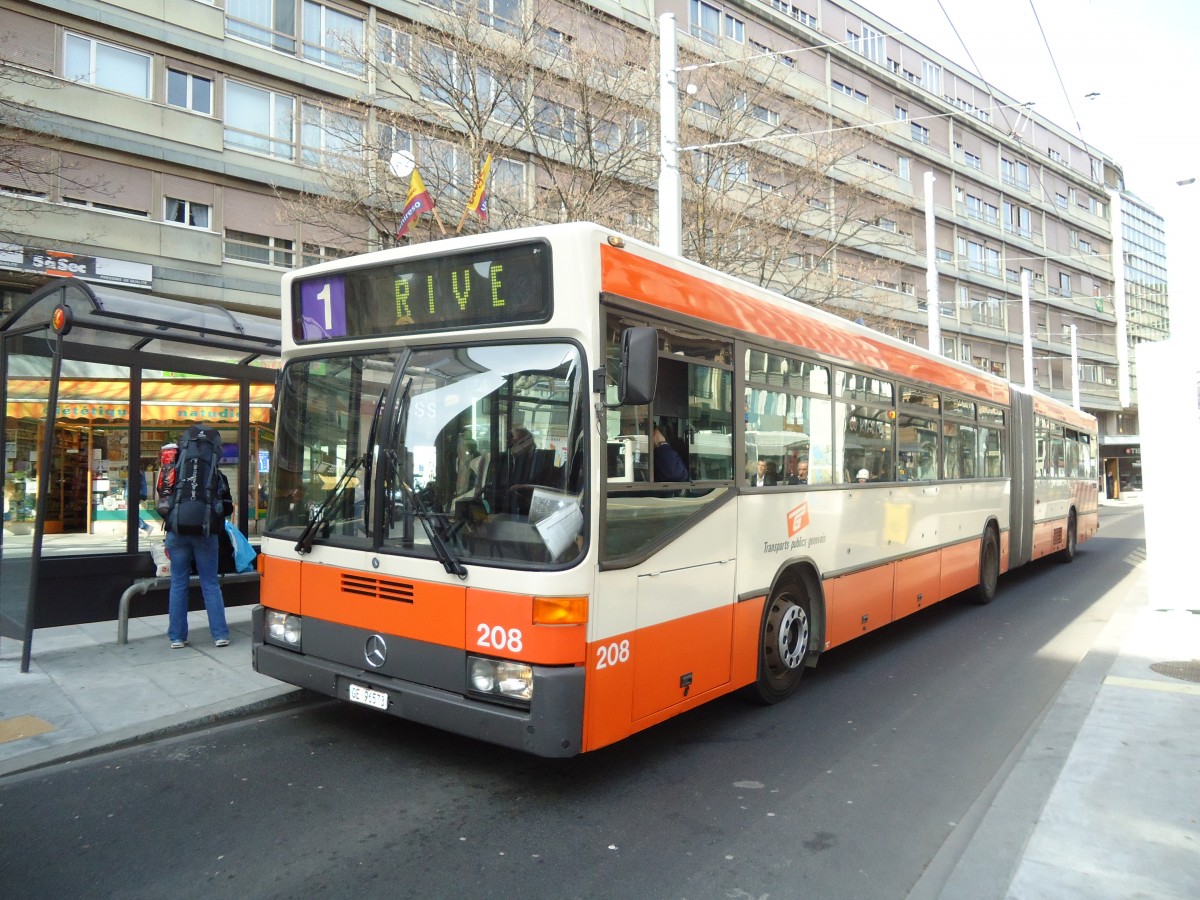 (132'893) - TPG Genve - Nr. 208/GE 96'573 - Mercedes am 10. Mrz 2011 in Genve, Coutance