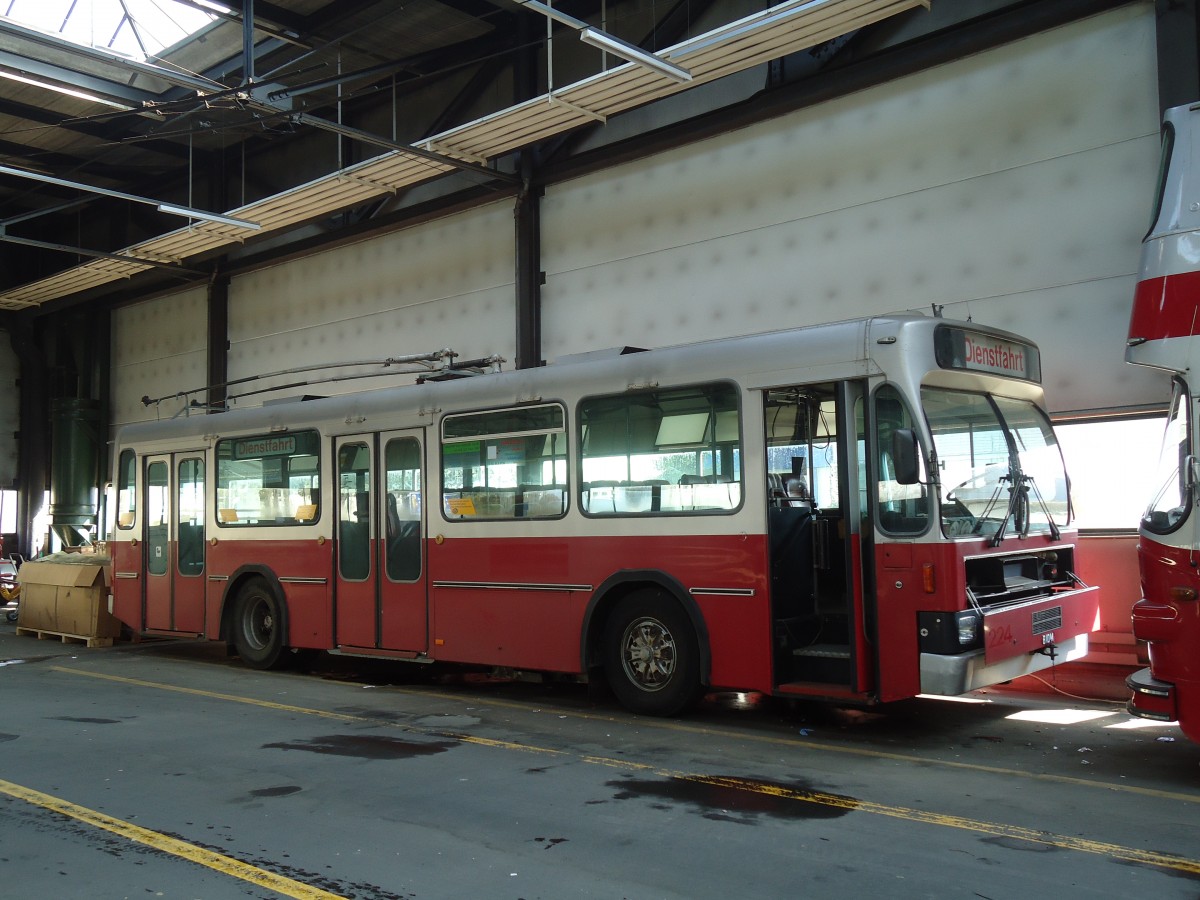 (133'089) - WV Winterthur - Nr. 224 - Volvo/Tscher Enteieser am 20. Mrz 2011 in Winterthur, Depot Grzefeld 