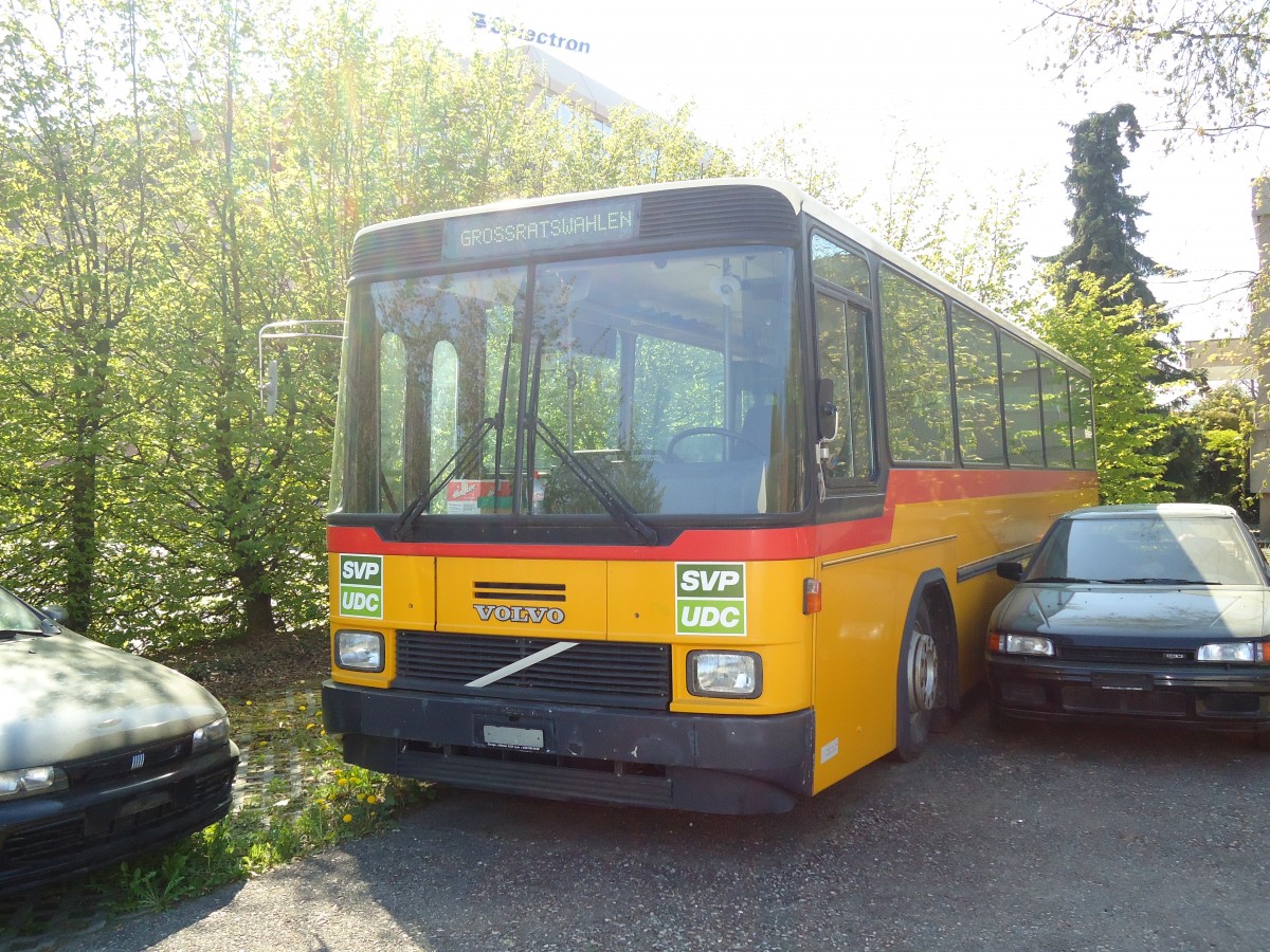 (133'337) - SVP Lyss-Busswil, Lyss - Volvo/Hess (ex Steiner, Messen) am 17. April 2011 in Lyss, Bernstrasse