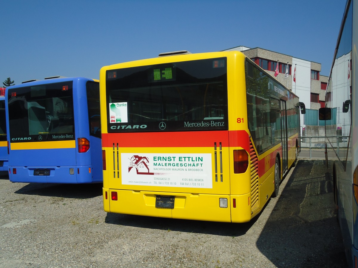 (133'418) - BLT Oberwil - Nr. 81 - Mercedes am 25. April 2011 in Kloten, EvoBus