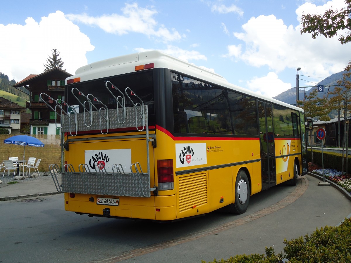 (133'505) - Kbli, Gstaad - BE 403'014 - Setra am 30. April 2011 beim Bahnhof Zweisimmen