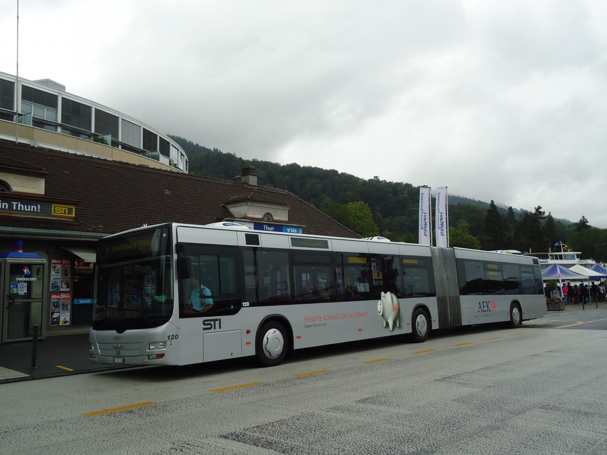 (133'991) - STI Thun - Nr. 120/BE 700'120 - MAN am 11. Juni 2011 beim Bahnhof Thun