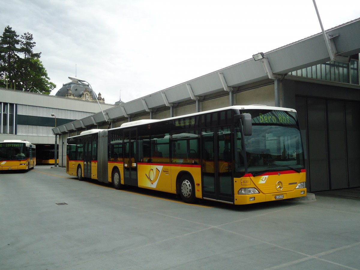 (133'996) - PostAuto Bern - Nr. 633/BE 455'376 - Mercedes (ex P 27'007) am 11. Juni 2011 in Bern, Postautostation