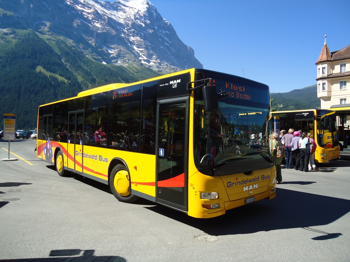 (134'676) - AVG Grindelwald - Nr. 20/BE 349'361 - MAN/Gppel am 3. Juli 2011 beim Bahnhof Grindelwald