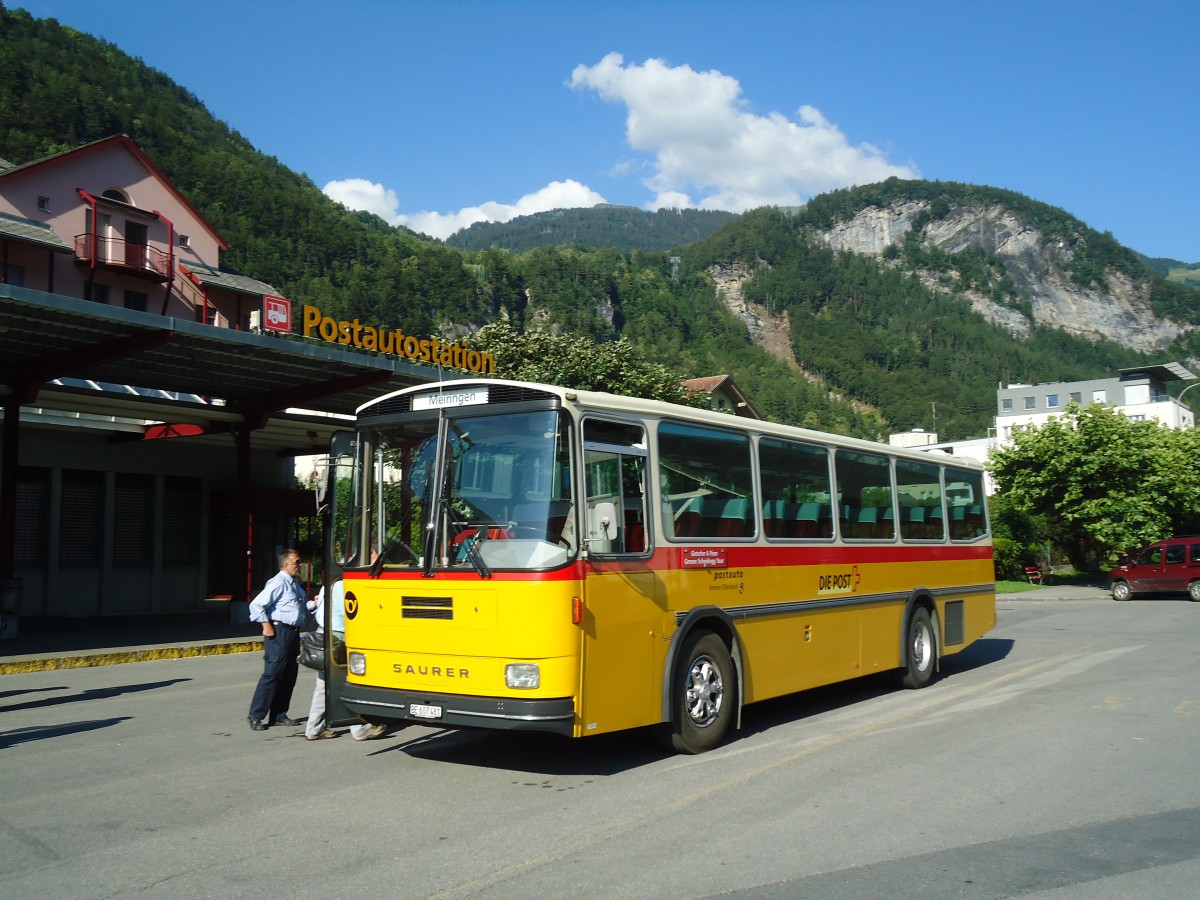 (134'807) - AVG Meiringen - Nr. 74/BE 607'481 - Saurer/R&J (ex P 24'357) am 3. Juli 2011 in Meiringen, Postautostation