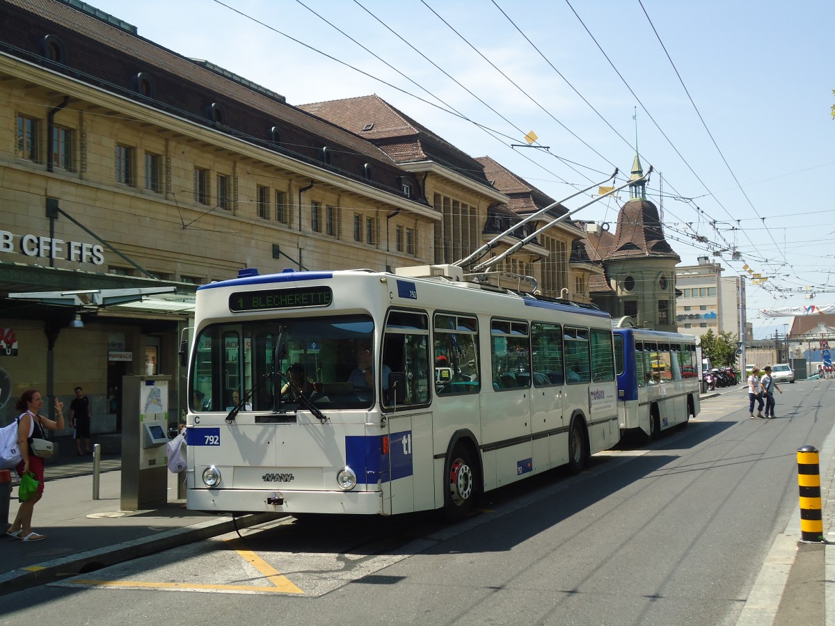 (135'120) - TL Lausanne - Nr. 792 - NAW/Lauber Trolleybus am 12. Juli 2011 beim Bahnhof Lausanne