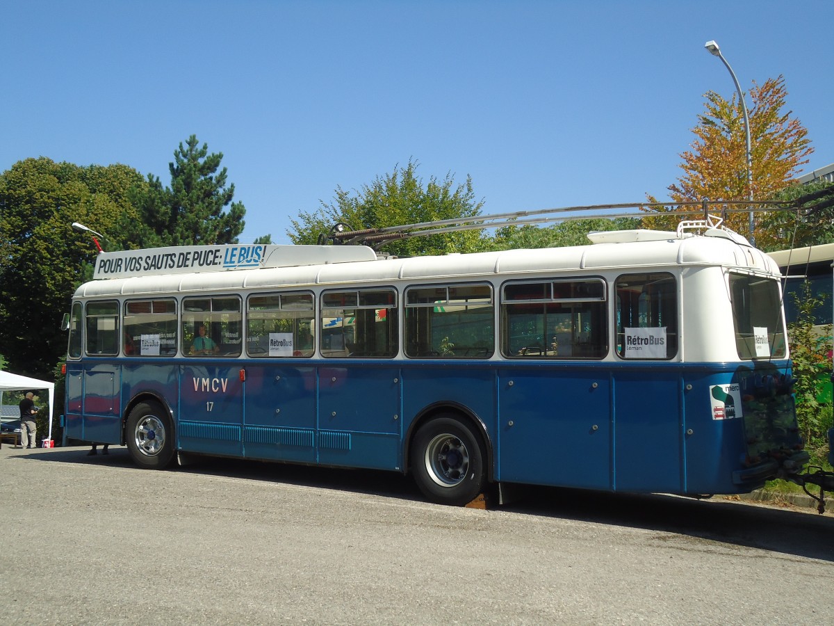 (135'632) - VMCV Clarens (Rtrobus) - Nr. 17 - Berna/ACMV Trolleybus am 20. August 2011 in Moudon, Rtrobus