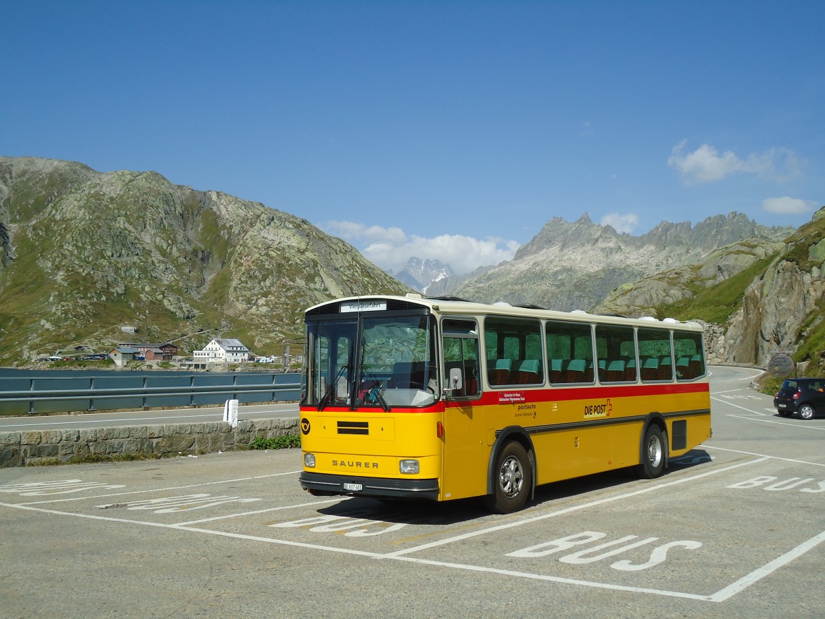 (135'676) - AVG Meiringen - Nr. 74/BE 607'481 - Saurer/R&J (ex P 24'357) am 21. August 2011 in Grimsel, Rest. Grimselblick