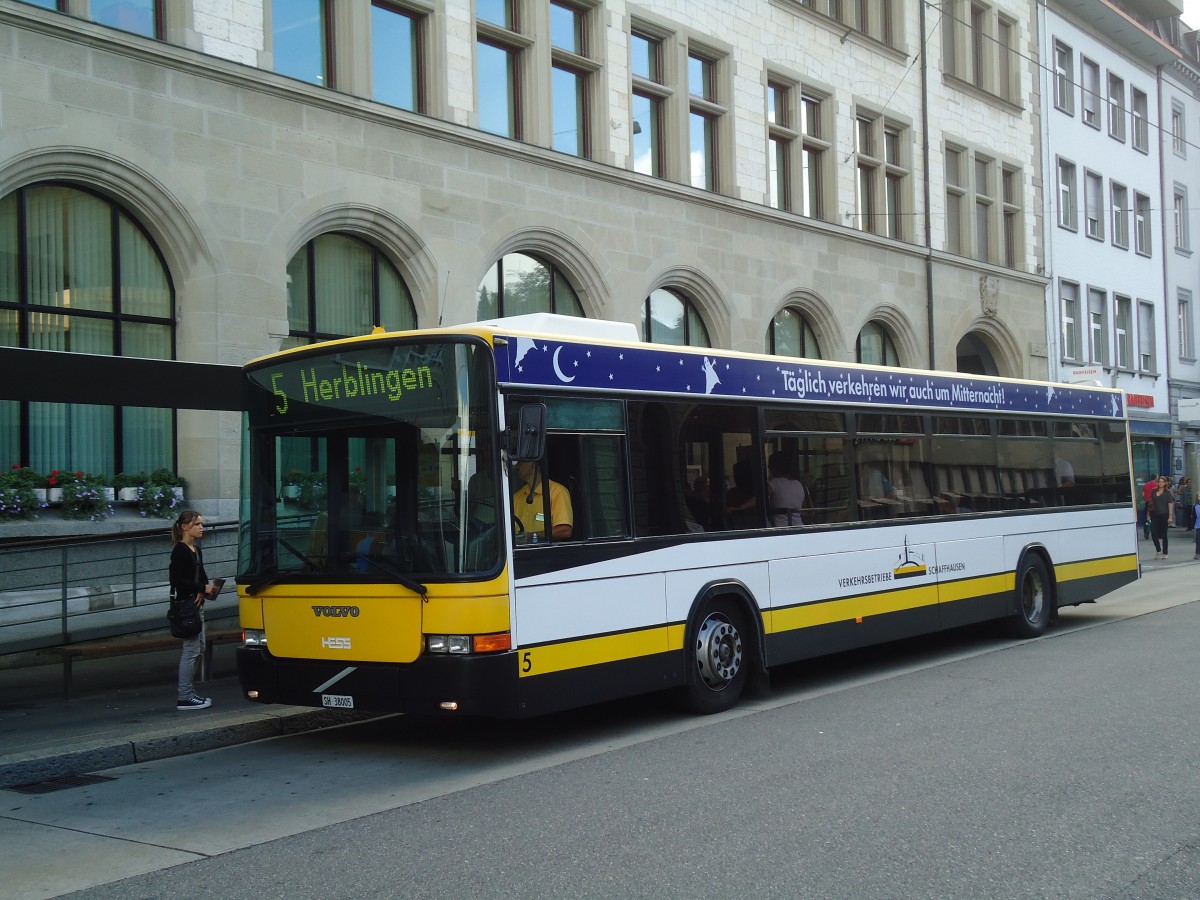 (135'920) - VBSH Schaffhausen - Nr. 5/SH 38'005 - Volvo/Hess am 14. September 2011 beim Bahnhof Schaffhausen