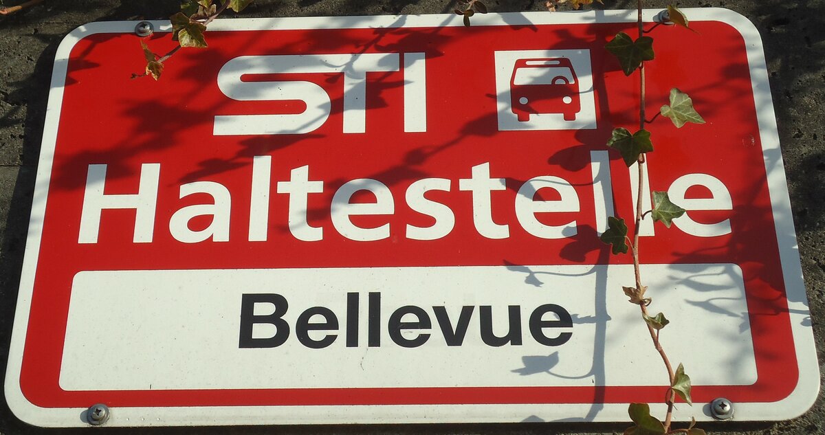 (137'053) - STI-Haltestellenschild - Gunten, Bellevue - am 28. November 2011