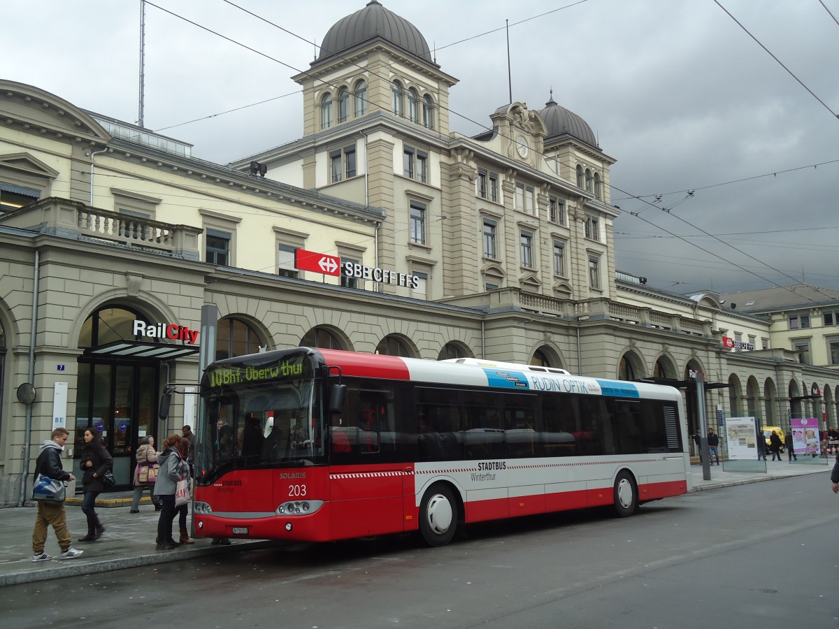 (137'208) - SW Winterthur - Nr. 203/ZH 730'203 - Solaris am 14. Dezember 2011 beim Hauptbahnhof Winterthur