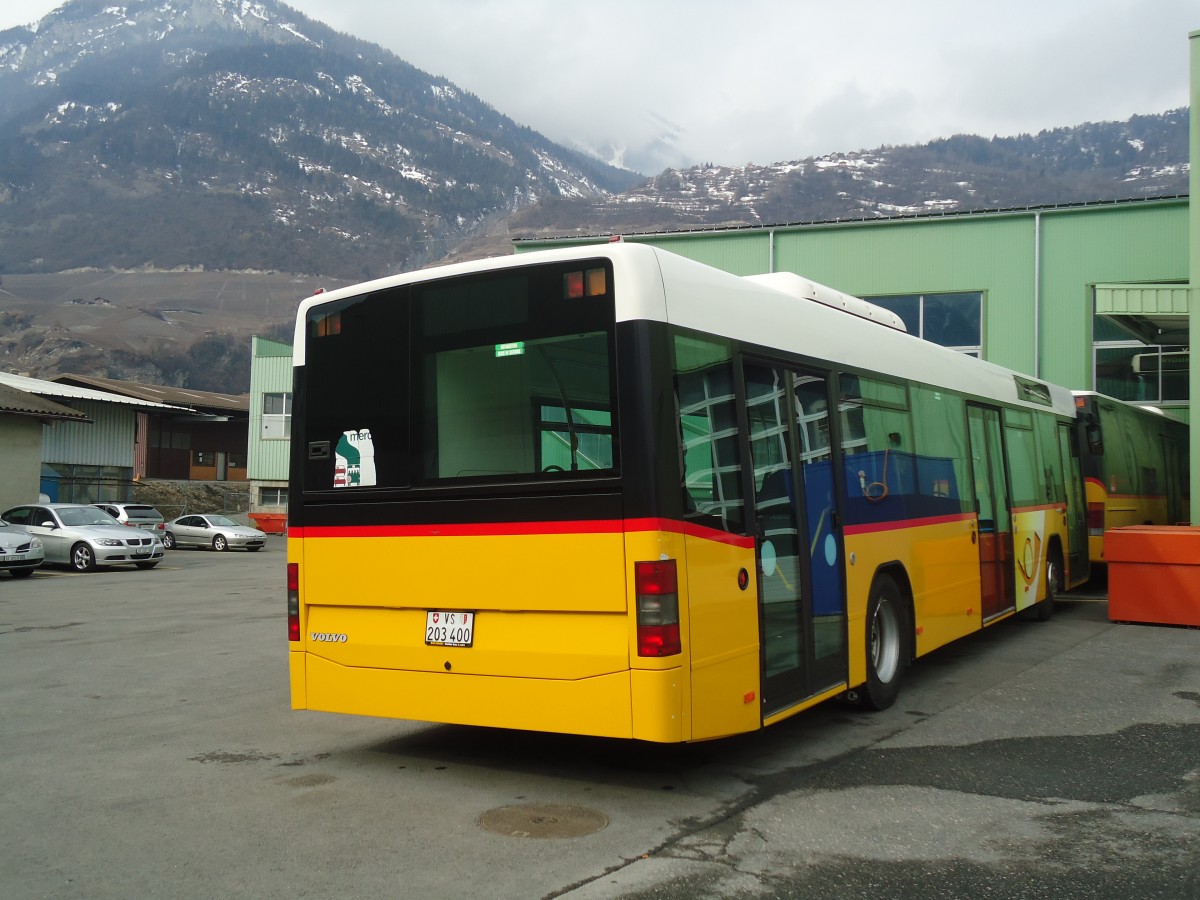 (137'771) - Buchard, Leytron - VS 203'400 - Volvo (ex SAPJV, L'Isle Nr. 30) am 19. Februar 2012 in Leytron, Garage