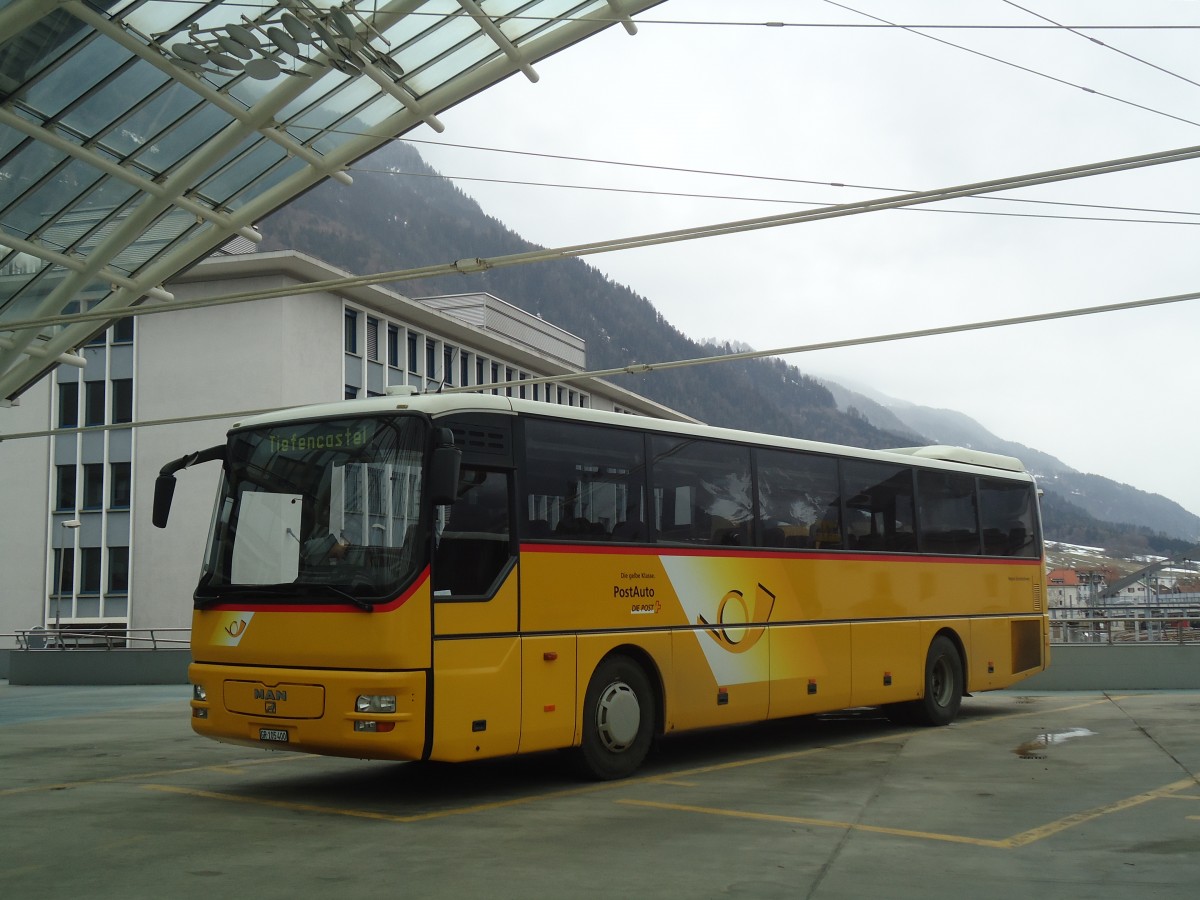 (137'849) - PostAuto Graubnden - GR 105'400 - MAN (ex Dillier, Sarnen Nr. 7) am 5. Mrz 2012 in Chur, Postautostation