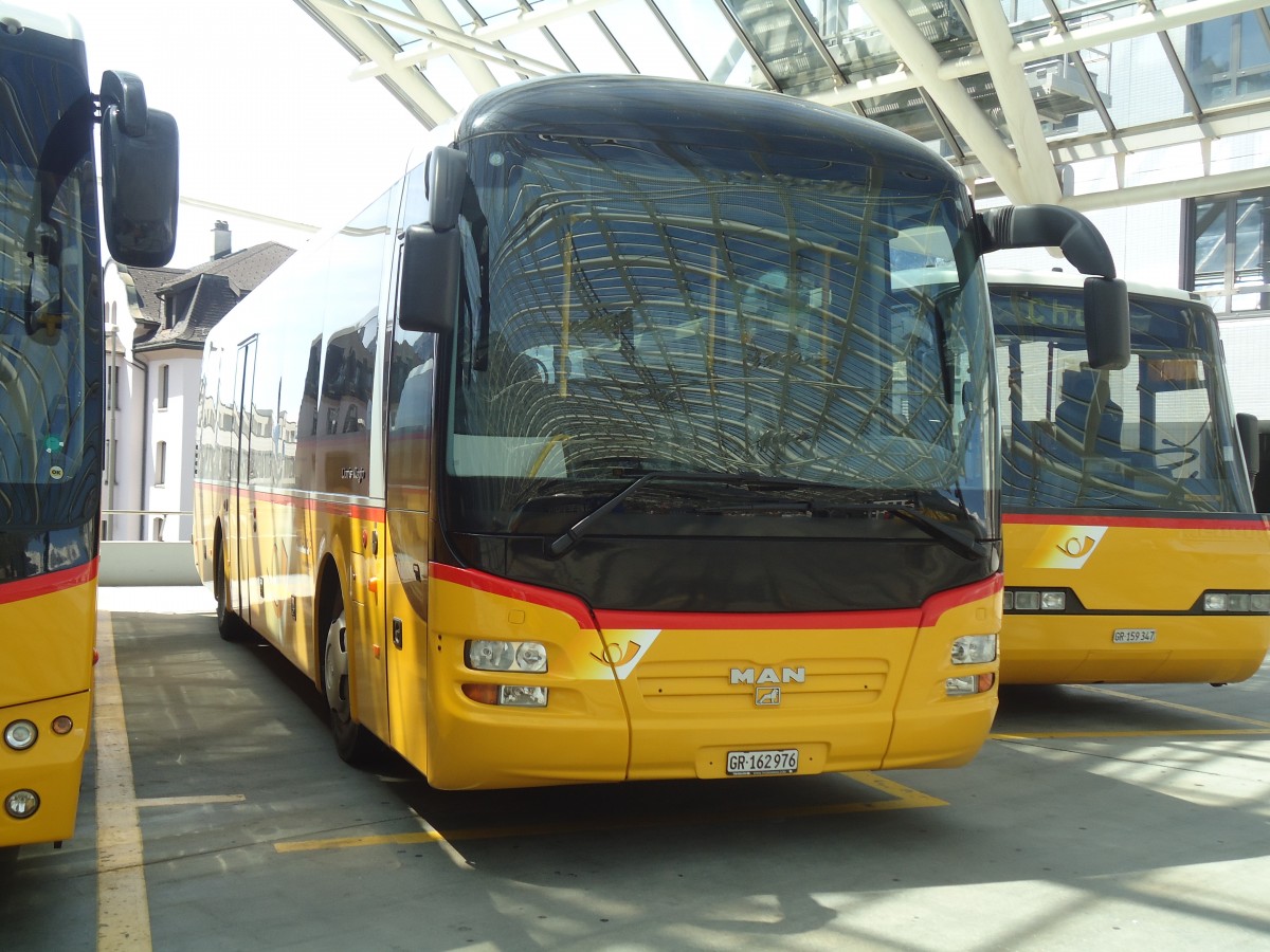 (138'908) - PostAuto Graubnden - GR 162'976 - MAN am 17. Mai 2012 in Chur, Postautostation