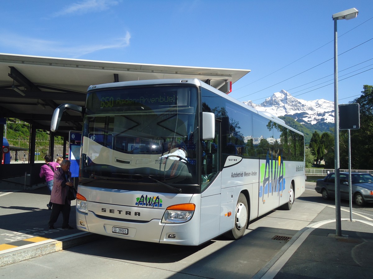 (138'972) - AWA Amden - Nr. 1/SG 39'001 - Setra am 17. Mai 2012 beim Bahnhof Ziegelbrcke