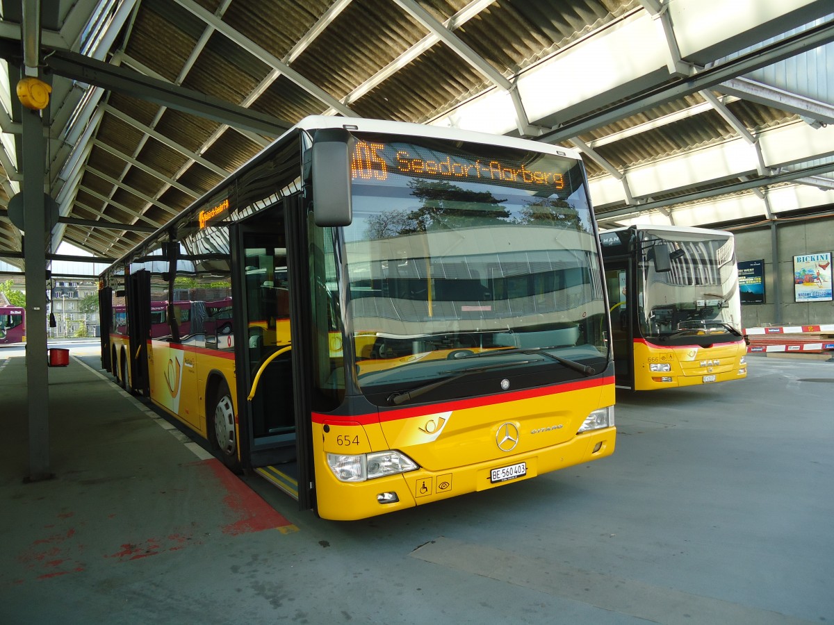 (138'983) - PostAuto Bern - Nr. 654/BE 560'403 - Mercedes am 20. Mai 2012 in Bern, Postautostation