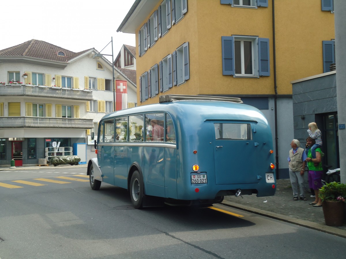 (139'099) - Schneider, Ermenswil - SG 260'021 - Saurer/Lauber am 27. Mai 2012 in Sarnen, OiO