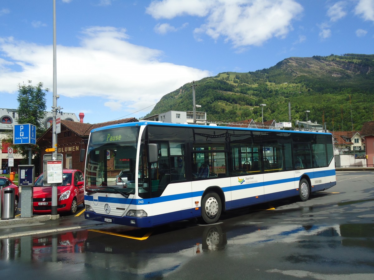 (139'452) - Auf der Maur, Steinen - Nr. 243/SZ 5440 - Mercedes (ex Nr. 217) am 11. Juni 2012 beim Bahnhof Arth-Goldau