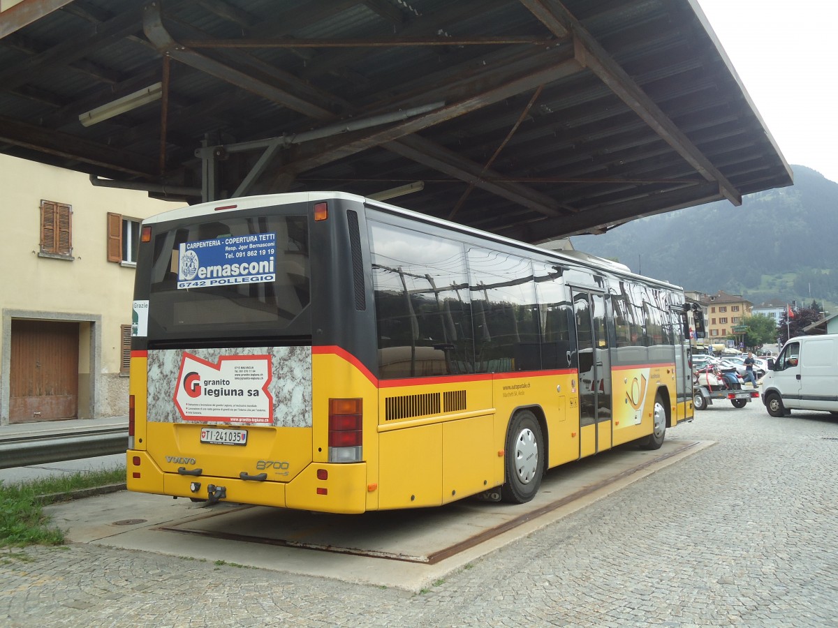 (140'344) - Marchetti, Airolo - TI 241'035 - Volvo am 1. Juli 2012 beim Bahnhof Airolo