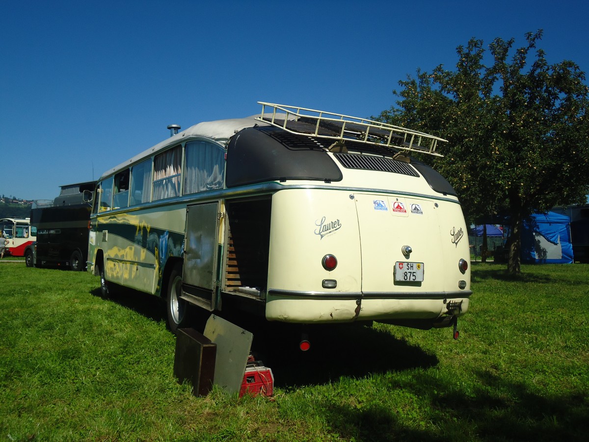 (141'201) - Wehrli, Thayngen - SH 875 - Saurer/Saurer (ex Rieser+Vetter, Frauenfeld) am 18. August 2012 in Affeltrangen, Kreuzegg