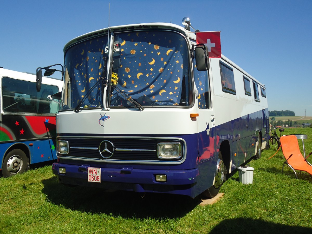 (141'219) - Aus Deutschland: ??? - WN 0608 - Mercedes am 18. August 2012 in Affeltrangen, Kreuzegg