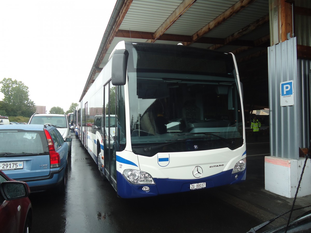 (141'424) - ZVB Zug - Nr. 37/ZG 88'037 - Mercedes am 1. September 2012 in Zug, Garage