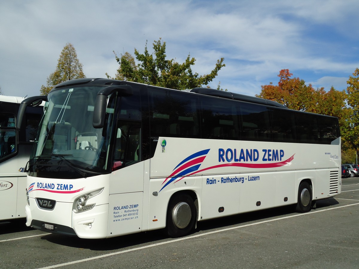 (141'924) - Zemp, Rothenburg - Nr. 9/LU 135'588 - VDL am 18. Oktober 2012 in Thun, Seestrasse