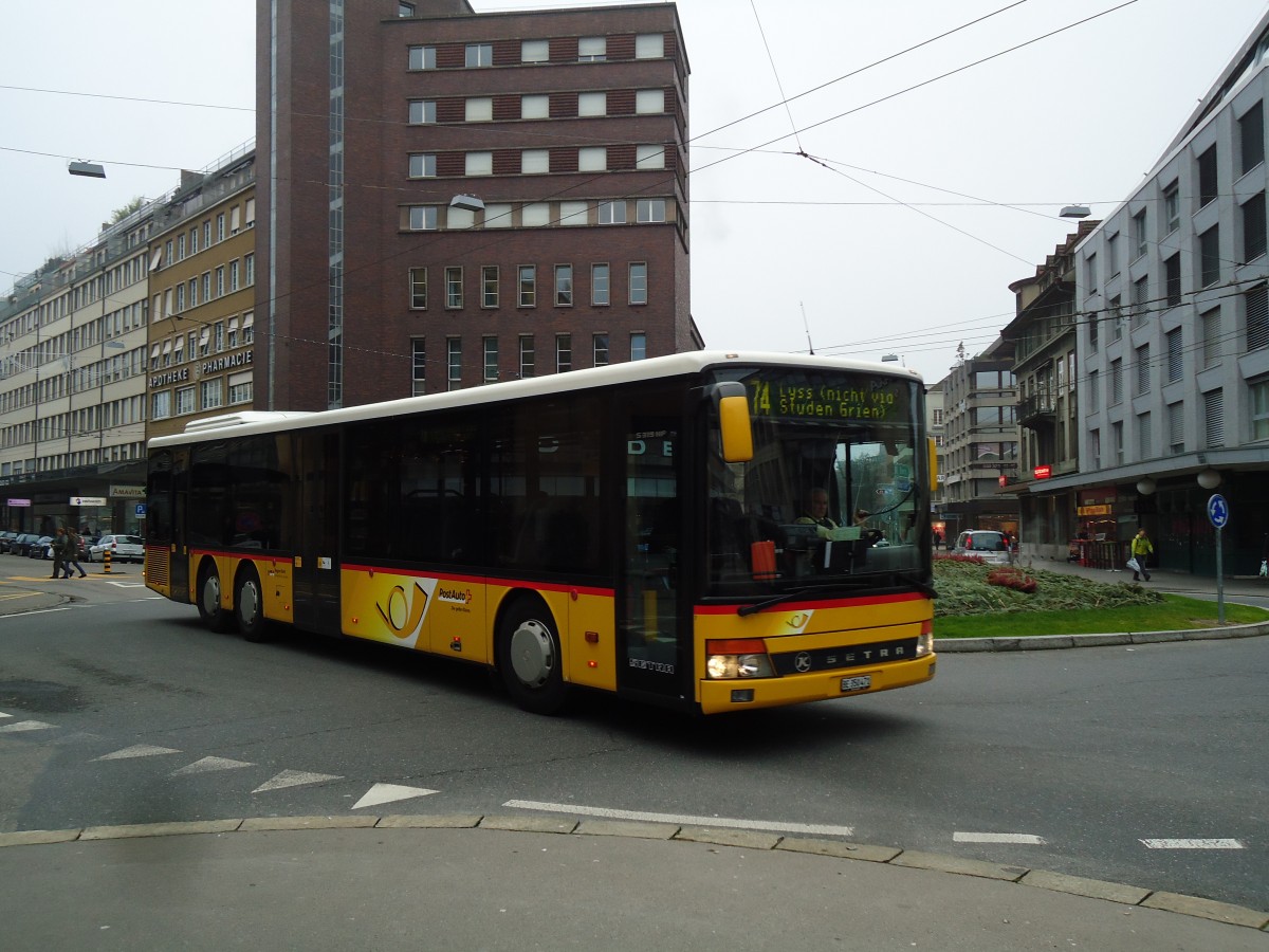 (142'827) - AVA Aarberg - Nr. 7/BE 350'471 - Setra am 29. Dezember 2012 in Biel, Guisanplatz