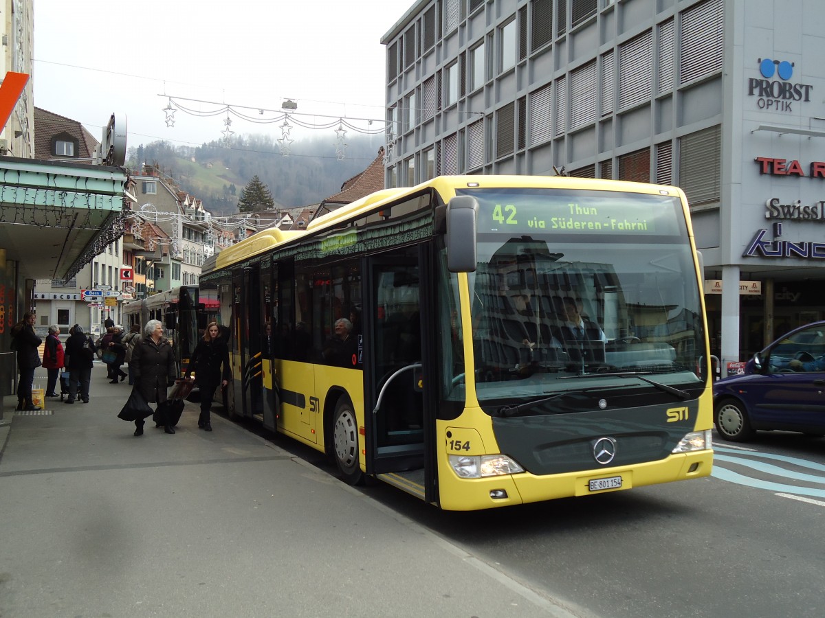 (142'996) - STI Thun - Nr. 154/BE 801'154 - Mercedes am 7. Januar 2013 in Thun, Marktgasse