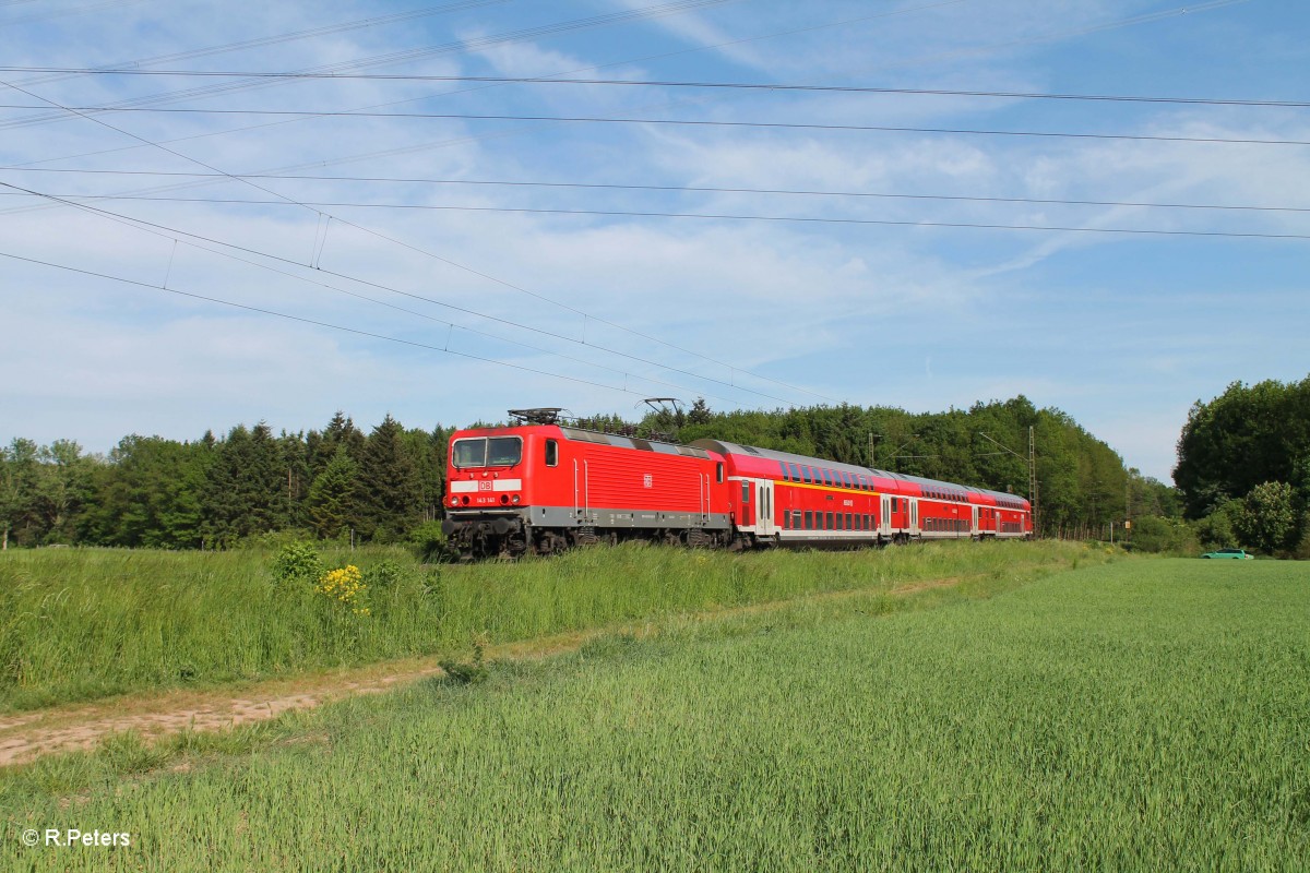 143 141 zieht bei Mainz/Bischofsheim die RB 75 15750 Aschaffenburg - Wiesbaden. 15.05.15