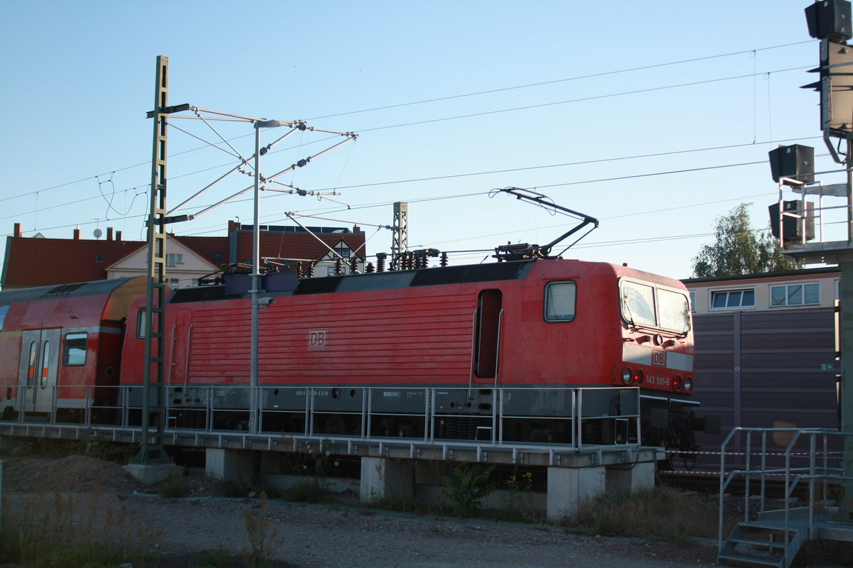 143 591 als S7 mit ziel Halle-Nietleben im Bahnhof Halle (Saale) Hbf am 2.7.19