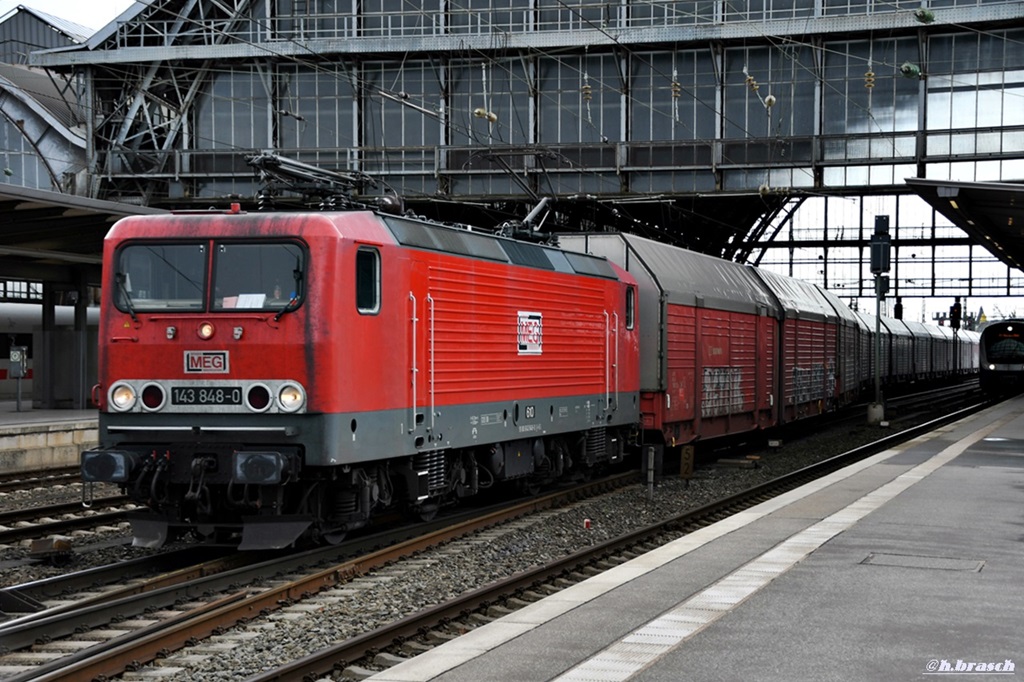 143 848-0 zog einen autozug durch bremen,19.03.19