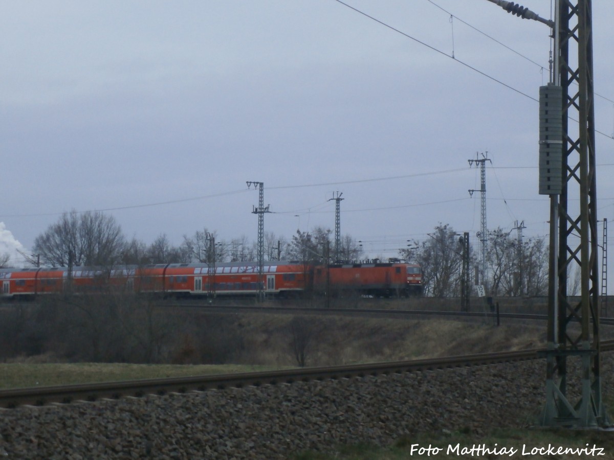 143 XXX als RE9 mit ziel Kassel-Wilhelmshhe kurz vor Angersdorf am 25.1.15