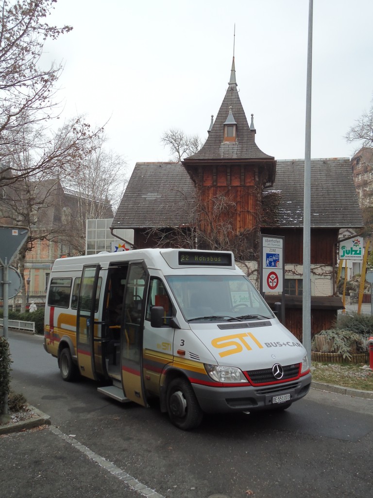 (143'034) - STI Thun - Nr. 3/BE 551'003 - Mercedes am 19. Januar 2013 in Oberhofen, Dorf