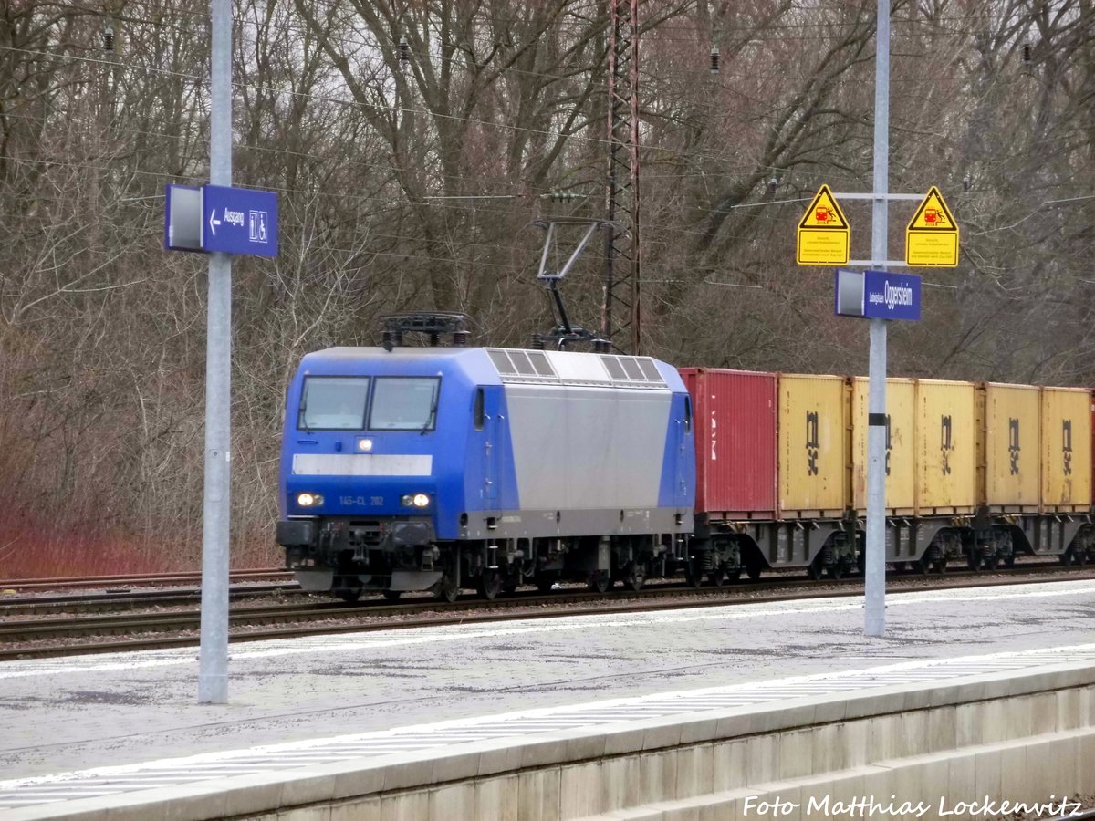 145 CL-202 mit einem Gterzug in Ludwigshafen-Oggersheim am 13.1.17